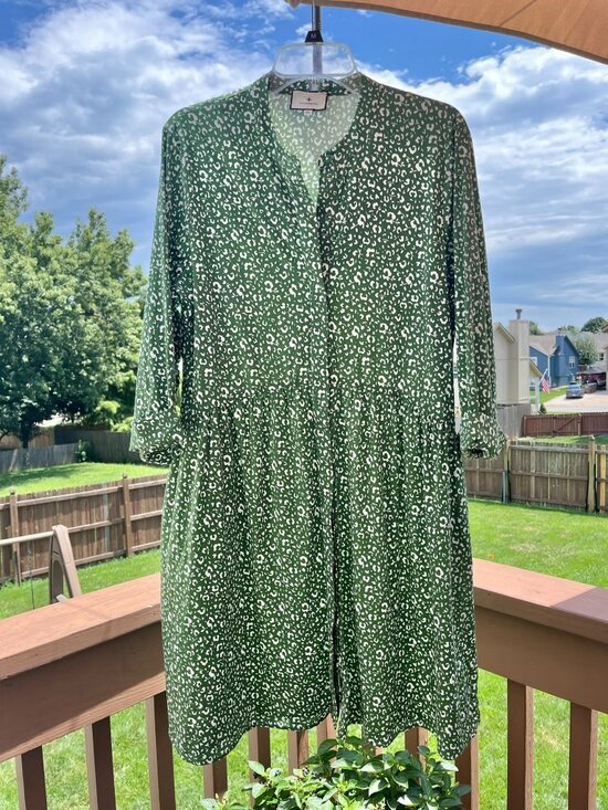 Tuckernuck Dresses & Skirts - Size XL Tuckernut Royal Shirt Dress